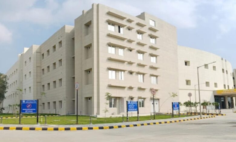 Paramedical staff at the medical college in Mandsaur salary