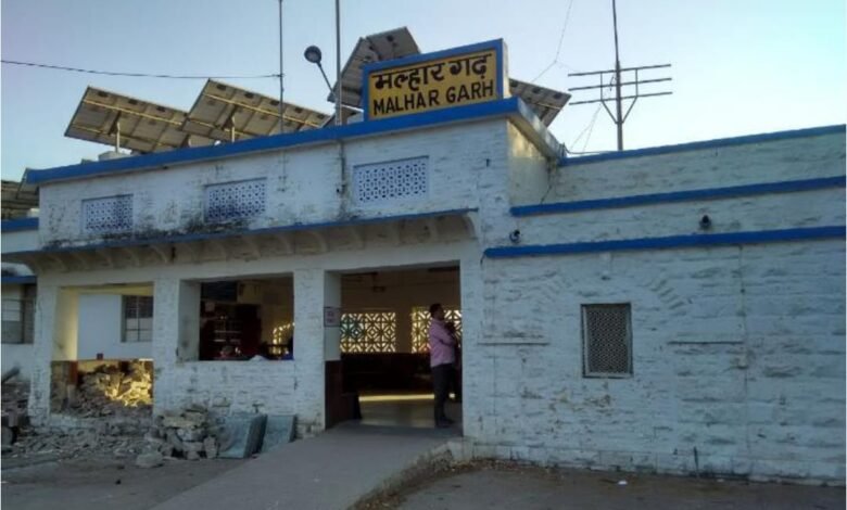 Demand for stoppage 5 stop Malhargarh station